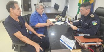 Comandante-Geral da PM recebe dos “sobreviventes” convite para congraçamento da turma de 1983