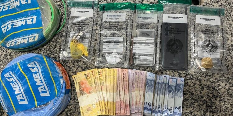 Polícia Militar e Civil cumprem mandado e prendem suspeito de tráfico e receptação em Pimenta Bueno