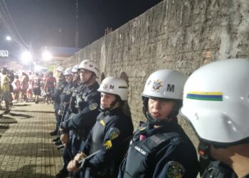POLÍCIA MILITAR GARANTE SEGURANÇA A FOLIÕES NA BANDA DO VAI QUEM QUER EM PORTO VELHO