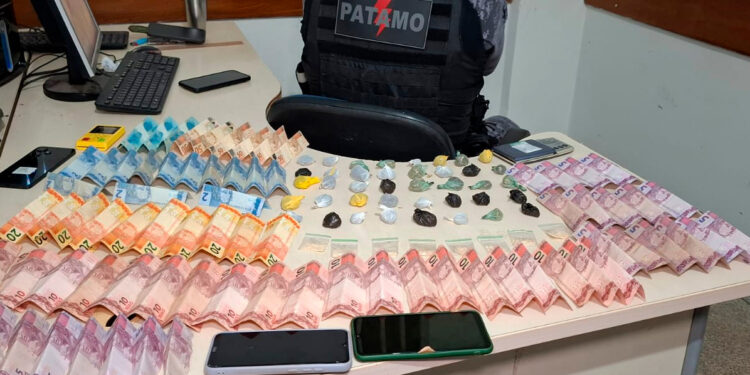 Ji-Paraná – Polícia Militar fecha mais uma boca de fumo e prende suspeito de tráfico de drogas