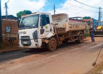 Bairros da zona Sul recebem serviço de tapa-buraco