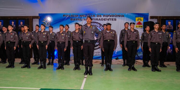 PRESIDENTE MÉDICI – POLÍCIA MILITAR MIRIM REALIZA FORMATURA DA 14ª TURMA DO INSTITUTO EDUCACIONAL SARGENTO DE LIMA