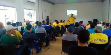 Município realiza palestra de capacitação sobre Segurança no Trânsito para operadores de máquinas pesadas e motoristas de veículos oficiais