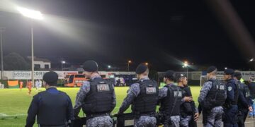 10° Batalhão de Polícia Militar realiza policiamento no Estádio Cassolão em Rolim de Moura durante semifinal do Campeonato Rondoniense de Futebol.
