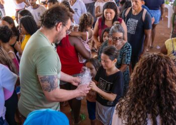 Deputado Ribeiro do Sinpol promove distribuição de mais de mil ovos de Páscoa