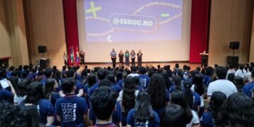 Governo de RO lança Aulão preparatório ao Enem 2025 e mobiliza milhares de estudantes em Porto Velho