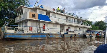 Barco Saúde da Prefeitura de Porto Velho inicia atendimentos da população ribeirinha, no distrito de Nazaré