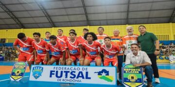 Atletas, autoridades e torcedores lotam Ginásio Dudu na solenidade de abertura da 1ª Copa de Futsal de Base