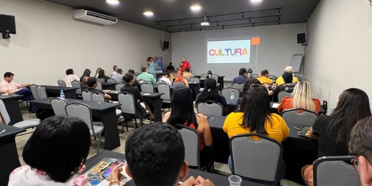 Fórum Estadual reúne gestores para fortalecer a cultura nos municípios de Rondônia