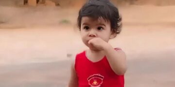Após 26 dias, bebê baleada na cabeça sai da UTI