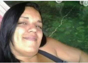 Mulher assassinada com mais de 60 facadas em Vilhena recusou ajuda da família para sair do submundo e deixou filho de 10 anos