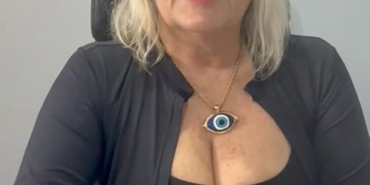 Diretora do SAMU fala sobre situação das macas no Hospital João Paulo II  – VEJA O VÍDEO