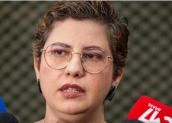Mãe aceitava dinheiro para convencer crianças a se deitarem com professor em Manaus, diz delegada