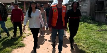 Cristiane Lopes participa de comissão Humanitária levando ajuda aos moradores do distrito de Calama