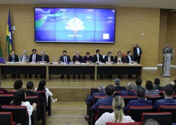 MPRO prestigia sessão de homenagem a Procuradores de Estado na Assembleia Legislativa