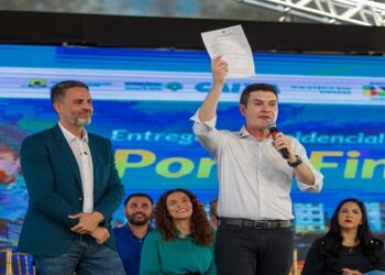 Prefeito Léo Moraes entrega ofício ao ministro das Cidades com propostas para o Novo PAC 2025