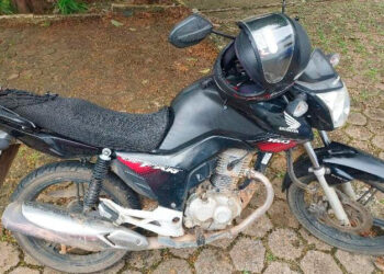 OURO PRETO DO OESTE – HOMEM É DETIDO PELA PM APÓS FURTAR MOTOCICLETA E PEDIR PARA SER PRESO