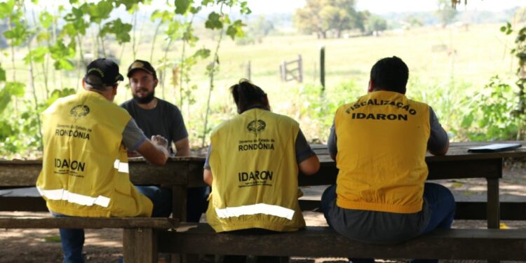Em três anos Idaron orienta cerca de 20 mil pessoas na vigilância contra a febre aftosa