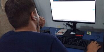 Primeira prova teórica com ledor digital é aplicada pelo Detran-RO a candidato com TDAH
