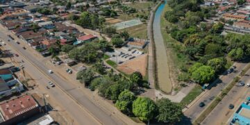 Caminhada marca programação do projeto Caps fora do Caps em alusão ao Dia Mundial da Saúde