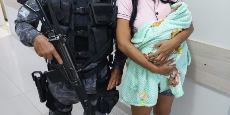 Policiais militares do 7º BPM salvam recém-nascido em Ariquemes