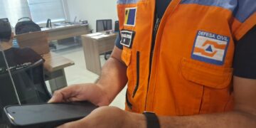 Defesa Civil disponibiliza número de WhatsApp para cidadãos afetados pela cheia