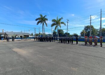 PM em Ariquemes celebra Dia de Tiradentes, promoções, medalhas e despedida de Oficial