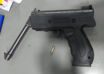 POLÍCIA MILITAR APREENDE ARMA DE FOGO E PRENDE DOIS FORAGIDOS DA JUSTIÇA EM CEREJEIRAS