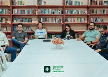 CrediSIS apoia jovens em projeto de educação tecnológica da Fundação JiCred