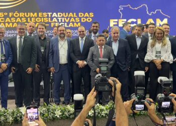 Presidente Alex Redano prestigia 5º Fórum Estadual das Casas Legislativas do Amazonas