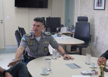 Comandante-Geral da PMRO realiza visita institucional à Diretoria da Força Nacional de Segurança Pública