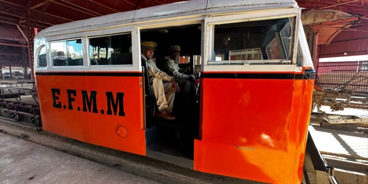 Conheça histórias de quem preserva a memória e a paixão pelos trilhos
