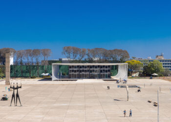 Por unanimidade, STF condena deputada Carla Zambelli e hacker Walter Delgatti