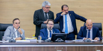 Presidente da Assembleia Legislativa, deputado Alex Redano, solicita Rondônia Cidadã para o condomínio pró-moradia Leste, em Porto Velho