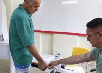 Atenção: prazo para regularizar título de eleitor termina segunda (19)