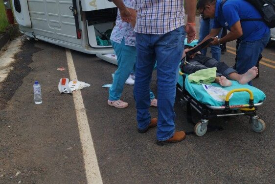 Ambulância de Vale do Anari Tomba Próximo a Machadinho do Oeste