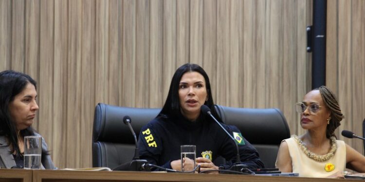 PRF em Rondônia participa de ação referente ao Maio Laranja junto ao Ministério Público Estadual