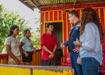 Governo de RO inicia cadastro de famílias para recebimento de auxílio emergencial devido à enchente dos rios