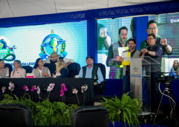 Governo de RO realiza valorização salarial dos empregados da Emater durante 12ª Rondônia Rural Show