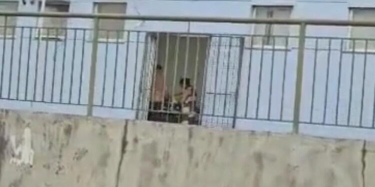 Fatalidade: homem morre após discutir com o pai em Manaus; veja vídeo