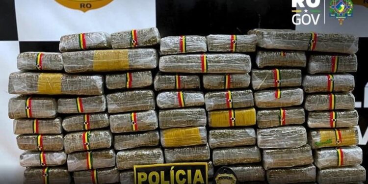 POLÍCIA CIVIL DESARTICULA ESQUEMA CRIMINOSO E PRENDE QUATRO PESSOAS POR TRÁFICO DE DROGAS EM GUAJARÁ-MIRIM