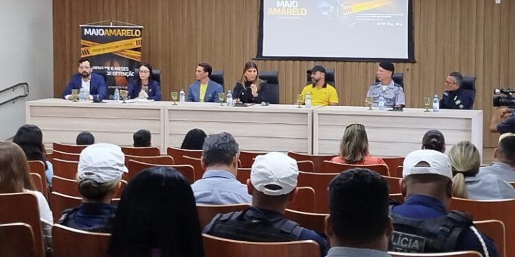 Maio Amarelo: Em evento para a comunidade, MP faz sensibilização por trânsito seguro em Ariquemes