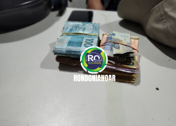 Polícia Militar prende dois suspeitos com celular roubado  e R$ 12 mil reais no bairro Floresta, Porto Velho