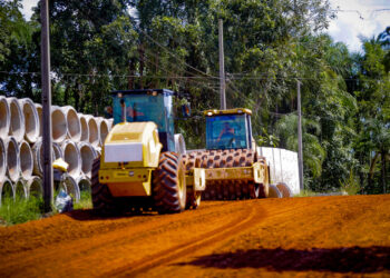 Infraestrutura urbana avança em Santa Luzia d’Oeste com mais de 2 km de ruas preparadas para pavimentação