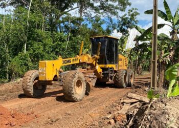 SEMAGRIC: Prefeitura intensifica recuperação de ramais e estradas nas regiões atingidas pela última cheia do rio Madeira