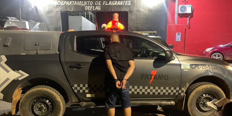 Ação do PATAMO do 2º BPM resulta na apreensão de arma de fogo e entorpecente na capital.