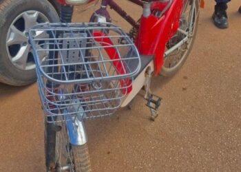 AÇÃO RÁPIDA DA POLÍCIA MILITAR IMPEDE FUGA DE ASSALTANTES E RECUPERA BICICLETA ELÉTRICA ROUBADA.