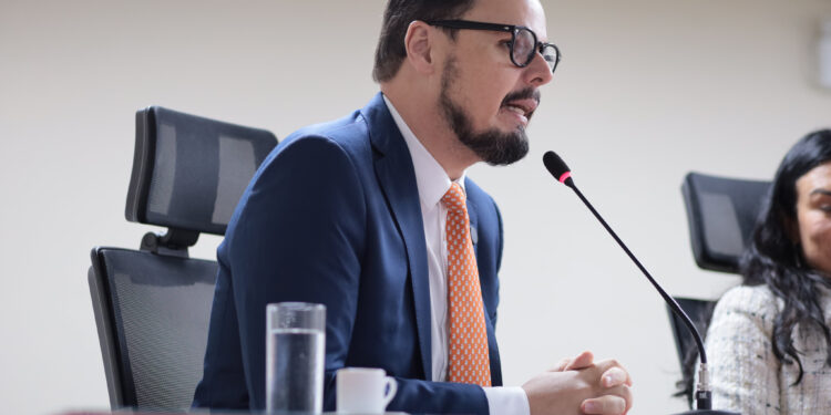 OAB Rondônia celebra decisão que proíbe curso de Direito 100% EAD e reforça defesa do ensino jurídico de qualidade