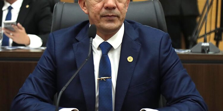 Eyder Brasil propõe que Ônibus Multissensorial de Porto Velho atenda mais pessoas com deficiência