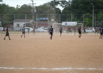 COPA MADEIRÃO: Primeira fase do campeonato movimenta o futebol amador no Campo do Treze
